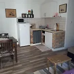 Elena 3* Split