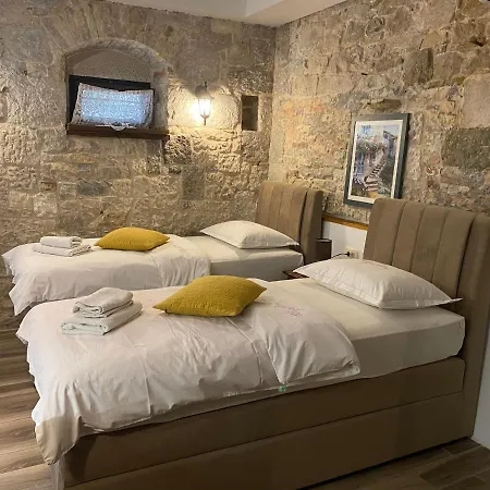 Guest house Elena