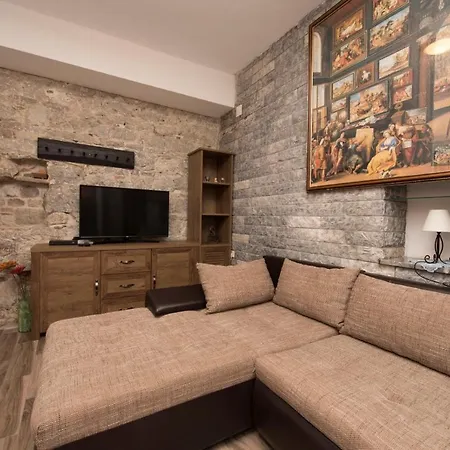 Guest house Elena 3*
