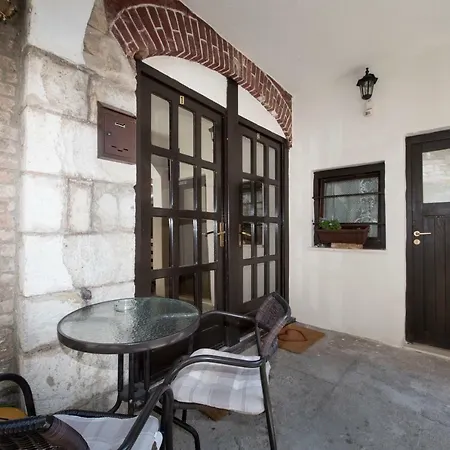 Elena Vendégház Split